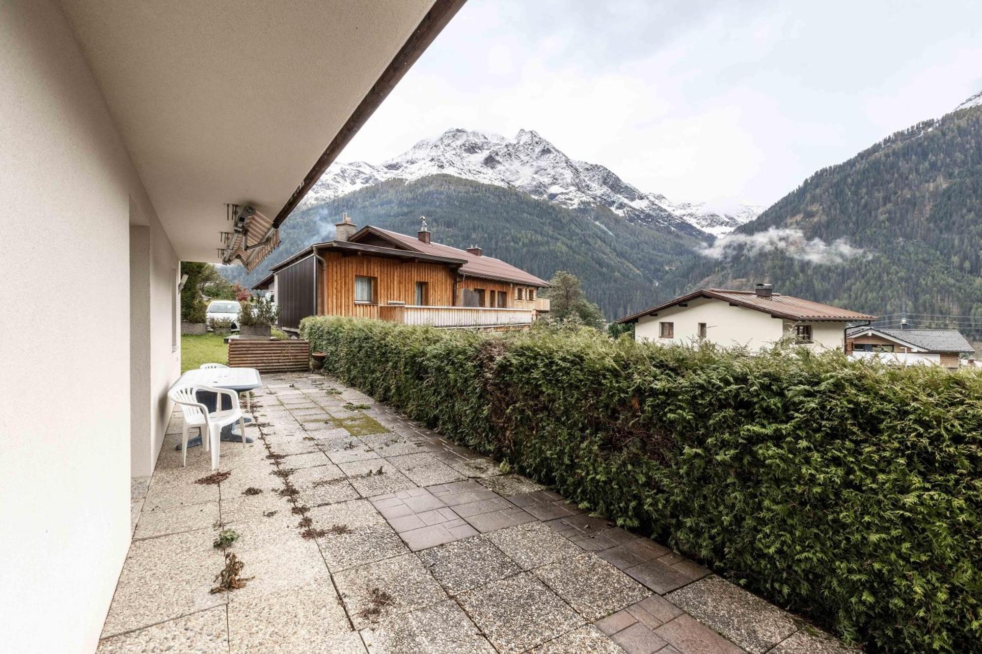 Haus Weinberg Apartment Pettneu am Arlberg Exterior photo